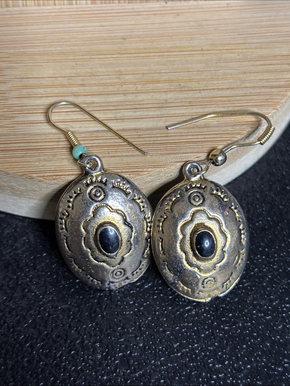 Vintage-Style Concho Western Gold Black Oval Drop Earrings - Women Jewelry